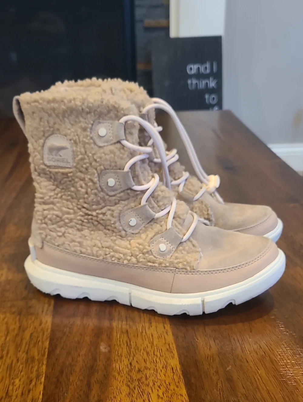 SOREL Girls Explorer II Joan Cozy Cold-Weather Boots size 4